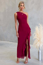 Load image into Gallery viewer, Julita One Shoulder Maxi Dress Wine
