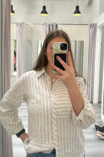 Load image into Gallery viewer, Hyatt Linen Shirt Beige Worthier
