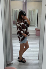 Load image into Gallery viewer, Coco Linen Blouse Choc Worthier
