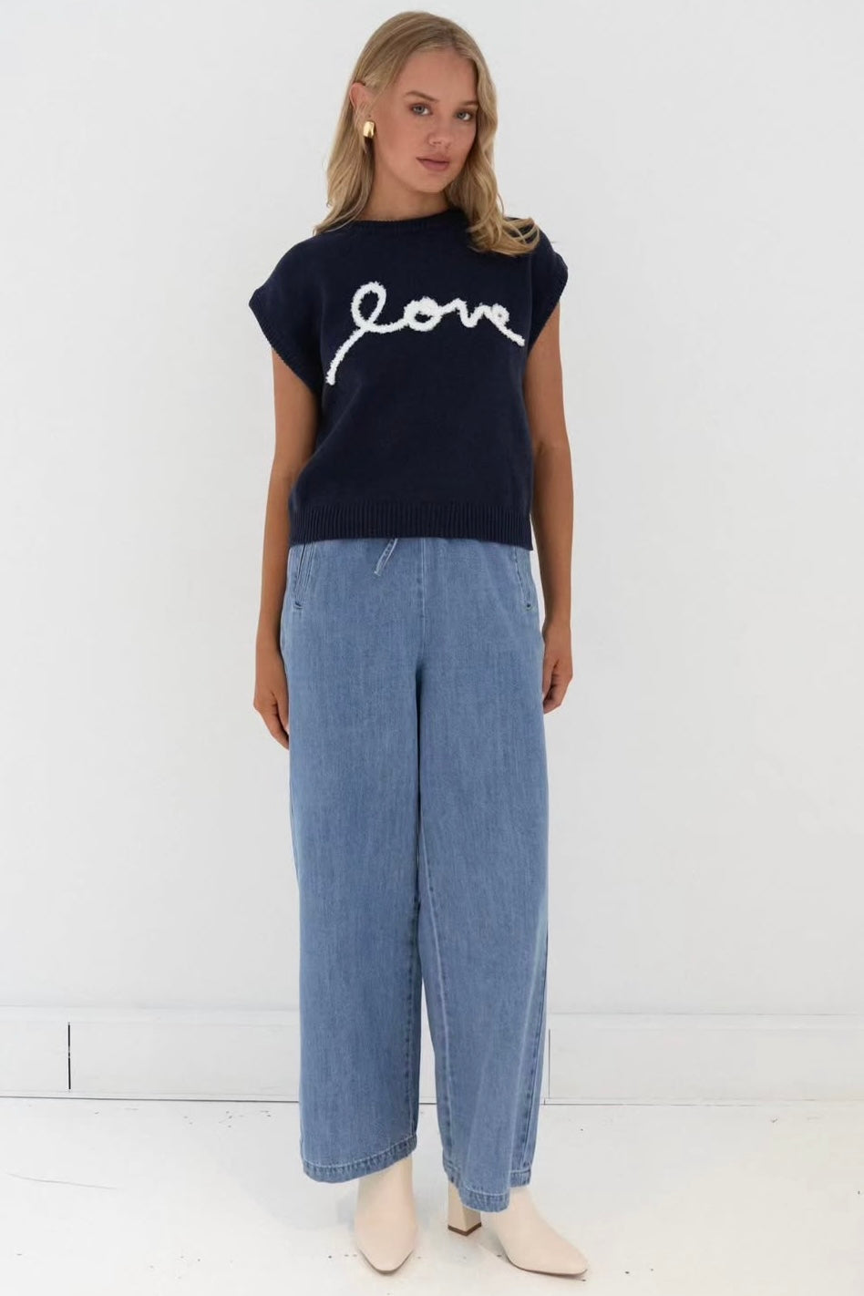 Love Sweater Vest Navy / White