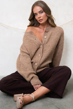 Load image into Gallery viewer, Savea Knit Cardigan Brown
