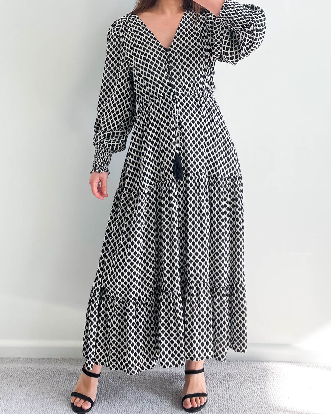 Ellana Maxi Dress Black Abstract