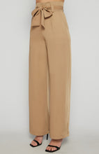 Load image into Gallery viewer, Giovanni Wide Leg Pants Camel
