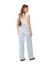 Load image into Gallery viewer, Abrand 94 High &amp; Wide Janet Jeans
