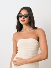 Load image into Gallery viewer, Lexi Oval Sunglasses in Tortoise
