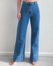 Load image into Gallery viewer, Lily Sailor Jeans
