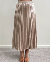 Load image into Gallery viewer, Keila Pleated Skirts Champagne
