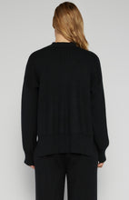 Load image into Gallery viewer, Front Seam Detail Knit Jumper Black
