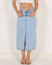 Load image into Gallery viewer, Sabee Denim Skirt
