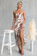 Load image into Gallery viewer, Vana Midi Dress Choc Print
