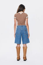 Load image into Gallery viewer, 95 Mid Bermuda Short Lulu Recycled | Abrand
