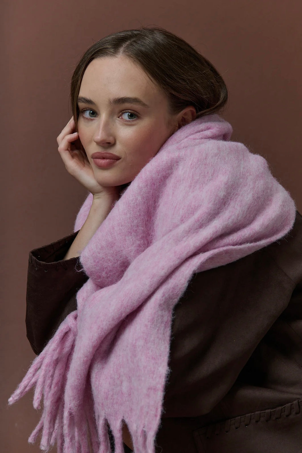 Betty Wool Plain Fluffy Scarf in Pink