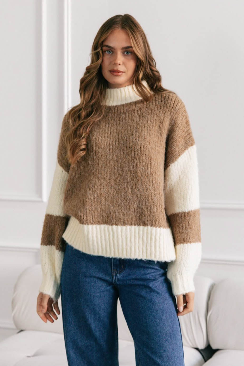 Nina Two Tones Sweater Beige