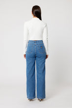 Load image into Gallery viewer, Abrand 94 High &amp; Wide Jean - Eva Organic
