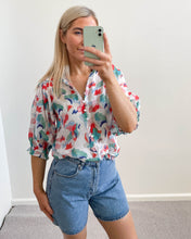 Load image into Gallery viewer, Hana Blouse Red Floral
