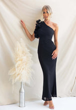 Load image into Gallery viewer, Meriden Maxi Dress Black
