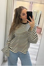 Load image into Gallery viewer, Zac Cotton Long Sleeve Top Black White
