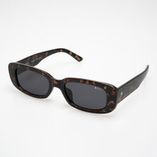 Load image into Gallery viewer, Roc Eyewear Creeper Tortoiseshell Smoke
