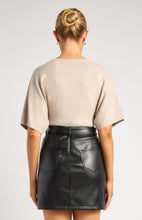 Load image into Gallery viewer, Tyla Knit Top Oyster
