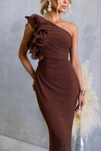 Load image into Gallery viewer, Meriden Maxi Dress Chocolate
