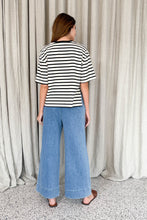 Load image into Gallery viewer, Bob Oversized Stripe Cotton Tee Black
