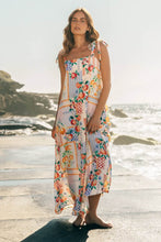 Load image into Gallery viewer, Sunburst Maxi Dress
