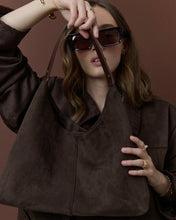 Load image into Gallery viewer, Kenny Suede Bag Brown
