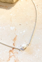 Load image into Gallery viewer, Lustre &amp; Sage Pearl 18K Sterling Silver Necklace
