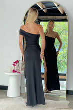 Load image into Gallery viewer, Mersy Maxi Dress Black

