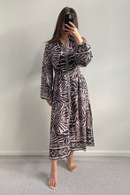 Load image into Gallery viewer, Saskia Midi Dress Black Brown Print
