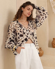 Load image into Gallery viewer, Anine Blouse Leopard | Irish Maxi

