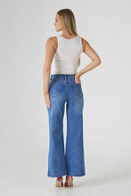 Load image into Gallery viewer, Mahira Wide Leg Jeans Mid Blue
