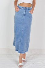 Load image into Gallery viewer, Dana Frayed Hem Denim Skirt
