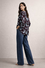 Load image into Gallery viewer, Salome Blouse Blue Choc Print
