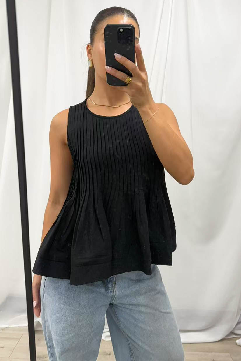 Levine Top Black