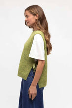 Load image into Gallery viewer, Paper Heart Effie Knit Vest Olive
