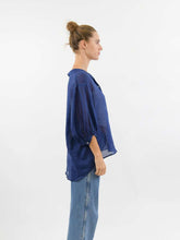 Load image into Gallery viewer, Worthier Carter Linen Shirt Navy
