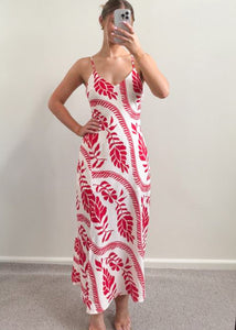 Hari Maxi Dress Red Flowers