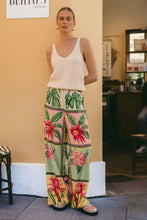 Load image into Gallery viewer, Boucle Knit Tank Natural
