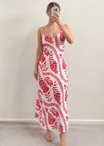 Hari Maxi Dress Red Flowers