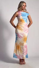 Load and play video in Gallery viewer, Lisbeth Maxi Dress Blue Pink Floral
