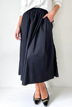 Load image into Gallery viewer, Bri Midi Skirt Black
